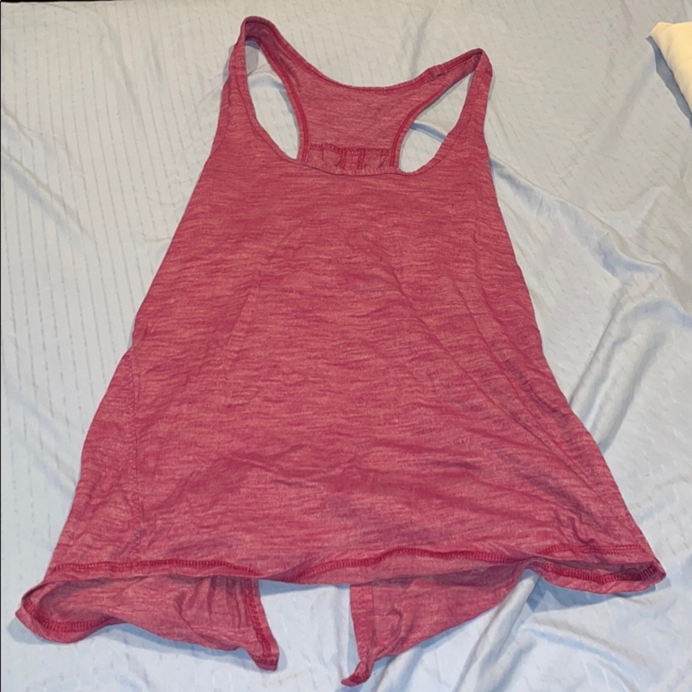 Lululemon tank